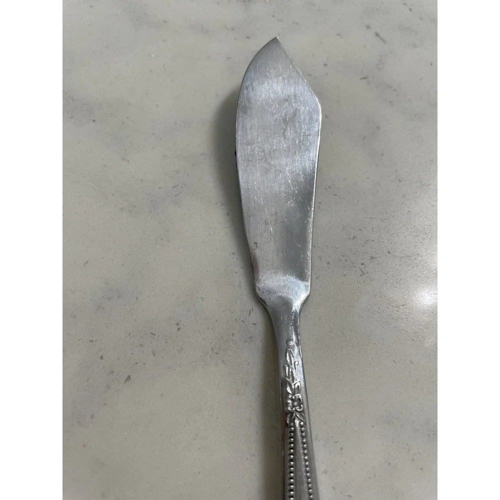 Rogers‎ Stanley Roberts  BEADED ELEGANCE Stainless Butter Spreader Knife